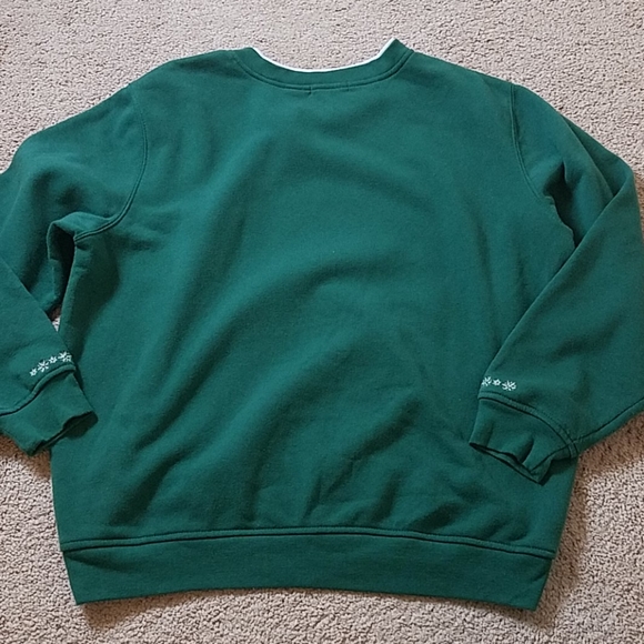 Hasting & Smith green snowflake sweatshirt - Picture 7 of 7